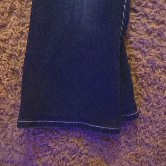 Miss Me Jeans - Picture 2 of 3